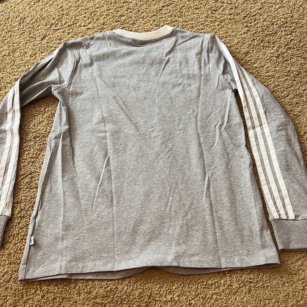Adidas long sleeve shirt - Picture 3 of 3